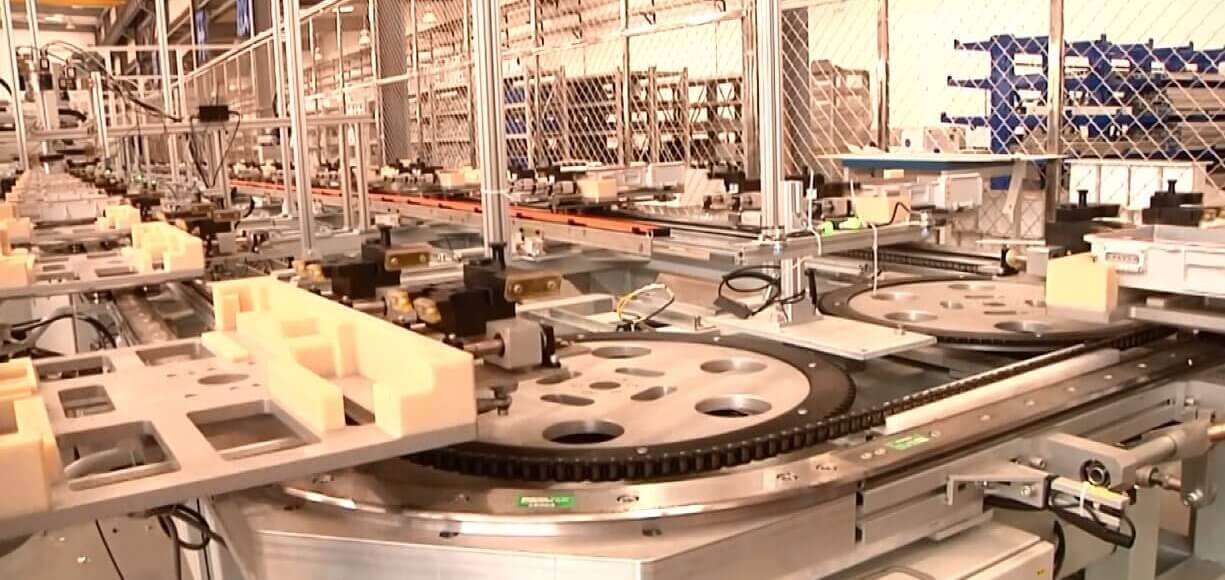 HepcoMotion - Assemblage postes de communication radio en Chine