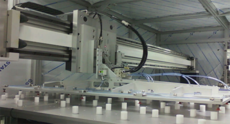 HepcoMotion - Applicazione “pick and place” per pannelli LCD